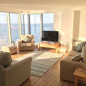  Apartment Western Harbour United Kingdom